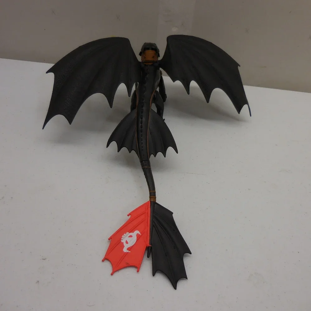 How To Train Your Dragon Toothless Barrel Roll Attack Figure 2013 Spin Master